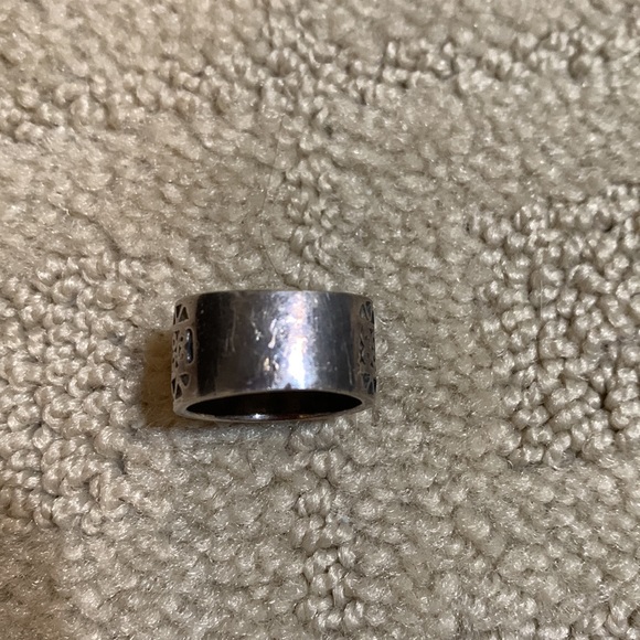 Silver ring - engraved band - Picture 2 of 3